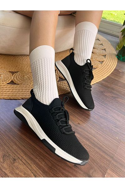 İnan Ayakkabı Women's Black Knitwear Breathable Fabric Scent Does Not Cause Sweating Sneakers 4 cm Sole