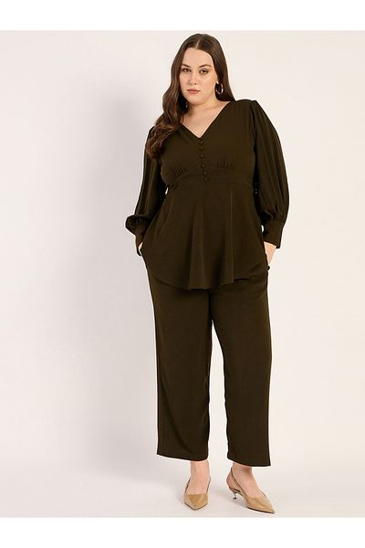 Femmella By Styli Plus Size Crinkled V Neck Top and Pants Co-Ords