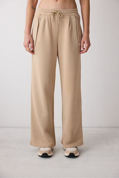 Penti Beige Paola-Hose mit hoher Taille und weitem Bein – Saude-Kollektion
