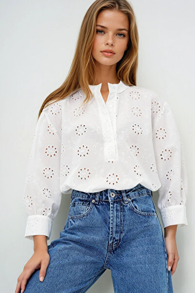 VAGGON Női fehér fehér bíró gallér léggömb ujjú hímzés hímzett szövött blúz Prmx13427