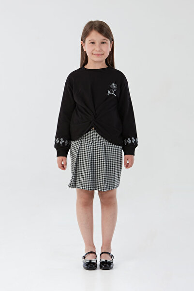 Fulla Moda Floral Embroidered Knotted Shorts Set of 2 Girls