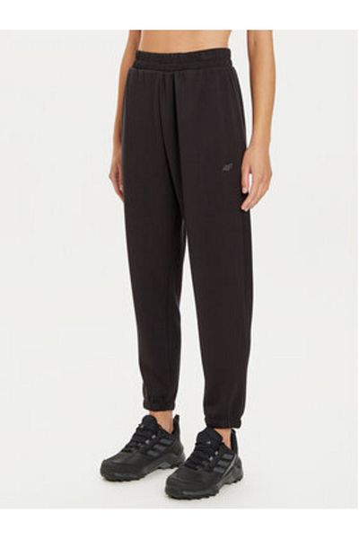 4F Pantaloni de trening pentru femei 4FWAW24TTROF0840 Negri