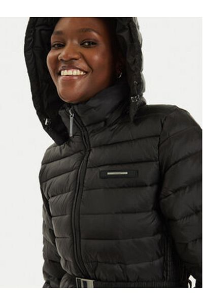 Calvin Klein Geacă de iarnă pentru femei K20K207732 Neagră