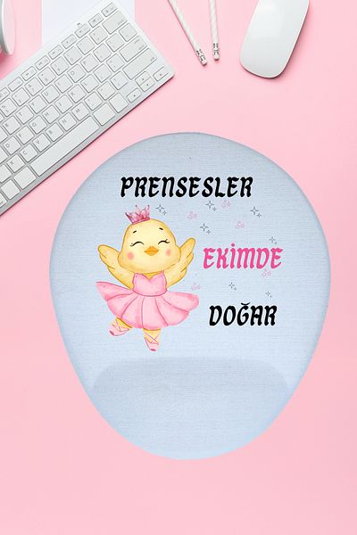 qoeuyl boutique Princesses Are Born This Month Printed Birthday Special Day Gift Oval/Square Wrist Supported Mousepad