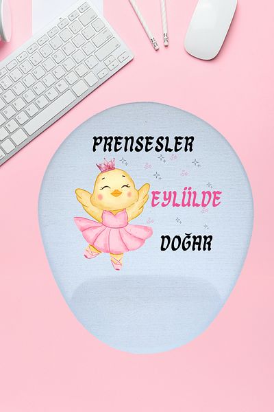 qoeuyl boutique Princesses Are Born This Month Printed Birthday Special Day Gift Oval/Square Wrist Supported Mousepad