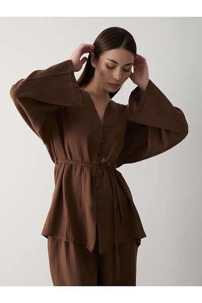 Laluvia Braunes Hemd-Hosen-Set aus 100 % Baumwolle mit mehreren Knöpfen – 8377