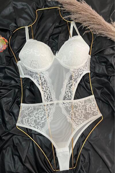 Vera Vibe Beyaz Dantelli Dolgulu Bodysuit Babydoll