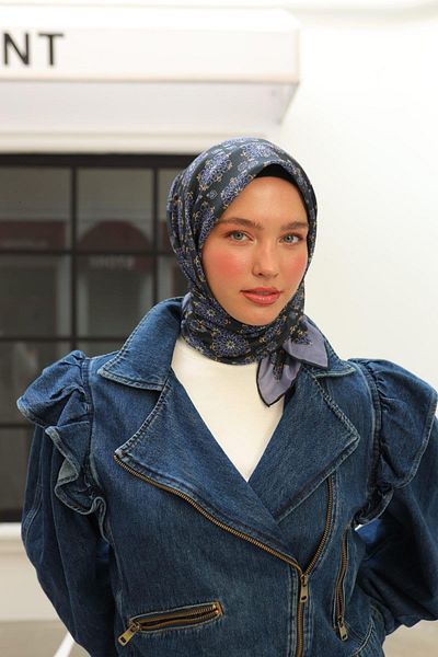 Silk Home 73072-32 Model Soft Scarf