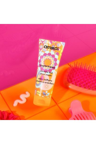 AMIKA Supernova Moisture & Shine Cream 100ml – Hydrates, Tames Frizz & Adds Brilliant Shine