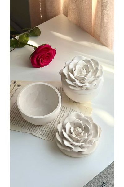 Mandalin Art Studio Rose Look Decorative Box with Lid