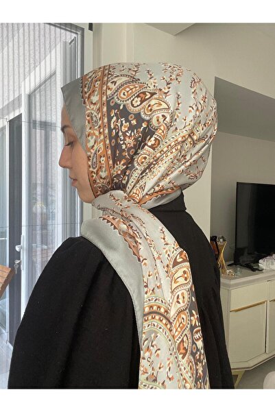 LuvenSara شال حرير هندي D.2 - رمادي/ذهبي