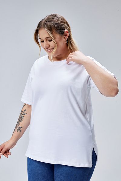 BANEGA Curve Plus Size White Boyfriend Crew Neck Slit Cotton Knitted T-Shirt