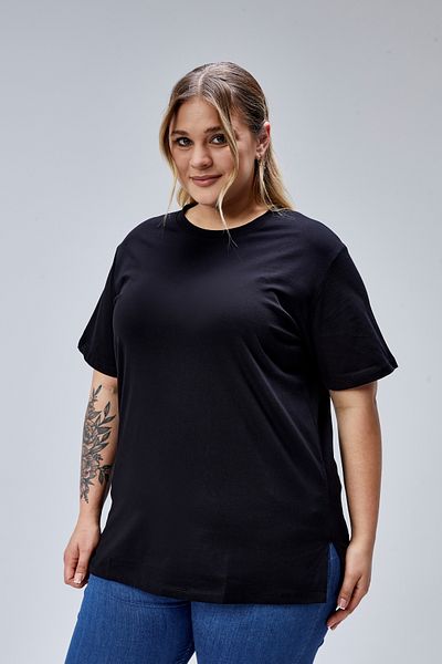 BANEGA Curve Large Size Black Boyfriend Crew Neck Slit 100% Cotton T-Shirt
