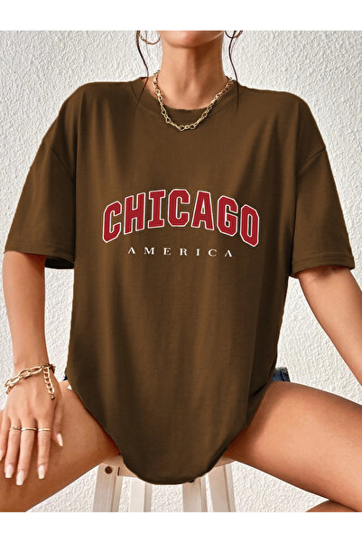 arıkoğlu kumaşçılık Μπλουζάκι Chicago με τύπωμα oversized από χτενισμένο βαμβάκι