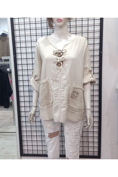 Butik Şans Wooden Button Detailed Mesh Pocket Folded Sleeve Blouse