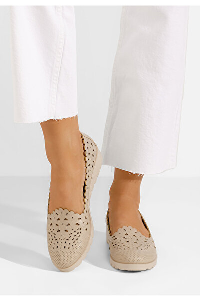 B T Shoes Béžové dámské polobotky Antomia