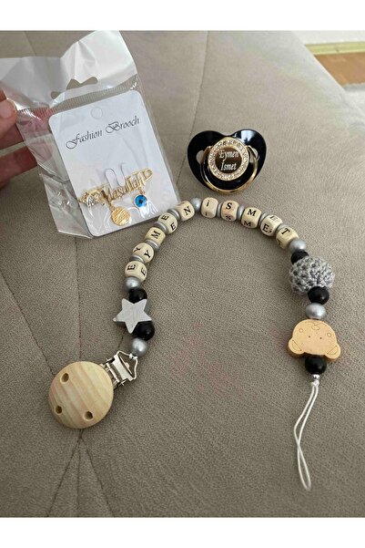 Serap Yılmaz Sahi Isimli Bebek Emzik Zinciri Yaka Iğnesi Ve Siyah Taşlı Silikon Damaklı Emzik Seti (0-6 AY) Tysysh0028