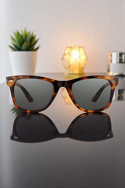 Daniel Klein 100% Polarized Uv400 Protection Leopard Color Wayfarer Original Unisex Sunglasses Dkgg6271C3