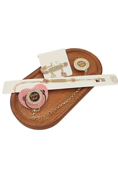 Serap Yılmaz Sahi Isimli Pembe Taşlı Silikon Bebek Emzik Ve Künye Yaka Iğne S...