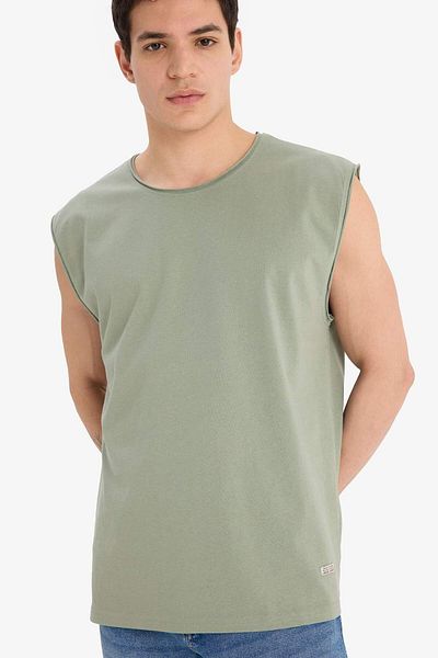 DeFacto 100% Cotton Boxy Fit Crew Neck Basic Plain Undershirt C7205Ax25Sm