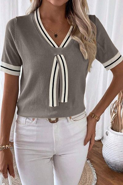 citystyle Γυναικεία γκρι μπλούζα με λαιμόκοψη V με ρίγες σε στυλ κολεγίου σε στυλ πόλο