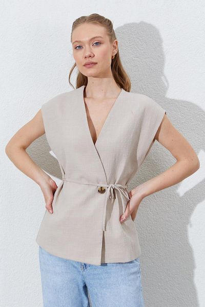 TENA Women's Stone Low Sleeve Self-Tie Linen Vest