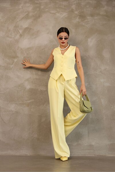 Ekim Store Crop Blazer Vest and Trousers Suit