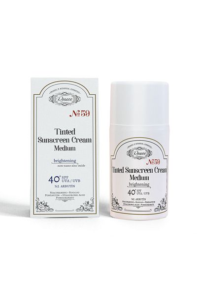 Rosece Tinted Sunscreen 40+Spf Medium |   Arbutin |   Illuminator and Tone Equalizer 50 ml