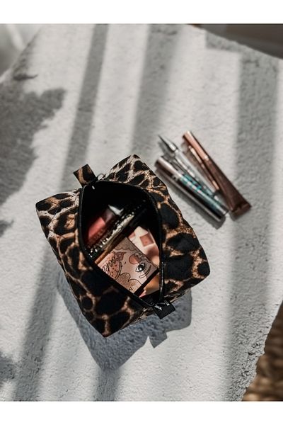 KaiHome Kaileopard Inner Lined Zippered Large Internal Volume Makeup Bag / Organizer