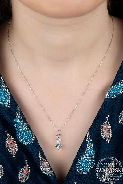 Swaroski Zirconia Stone Solitaire Women's Necklace - Glamorous Shine