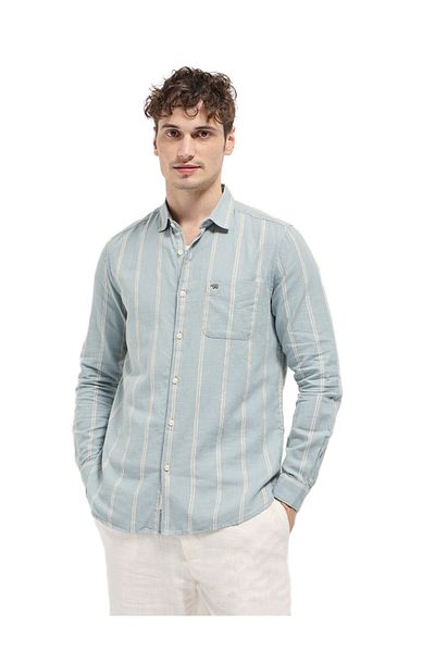 The Bear House Men's Light Green Vertical Stripes Slim Fit Casual Shirt for Every Occasion