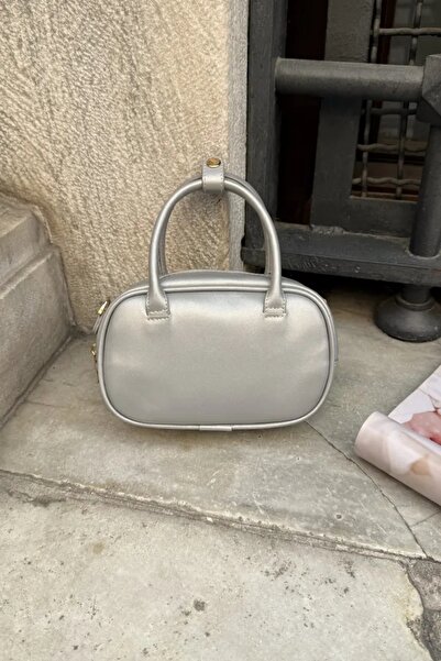 LEONAS Geantă de umăr pentru femei cu detaliu de cusătură și curea din pânză Aden Silver