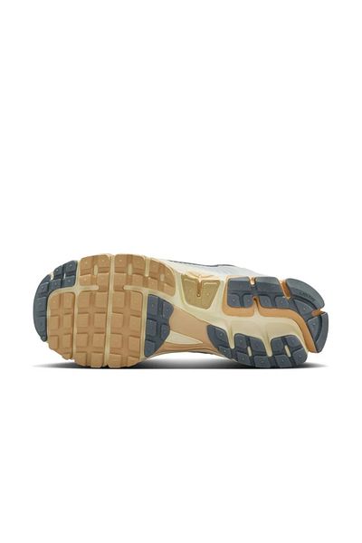 Nike ZOOM VOMERO 5