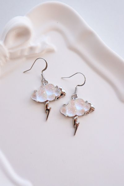 EFBUTİK White Cloud Lightning Imported Earrings