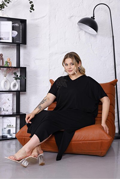 Siyezen Plus Size Sequin Leaf Embroidered Oversize Dress