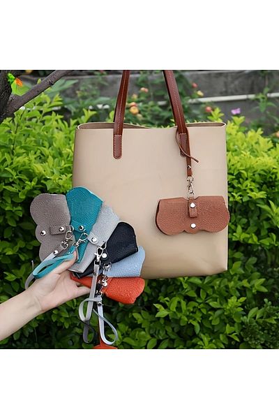 GlassySKY Eyewear Case with Practical Easy Carrying and Access to Hang on Bag, Summer Accessory Fashion