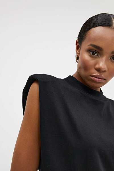 dgs look Black Padded T-Shirt