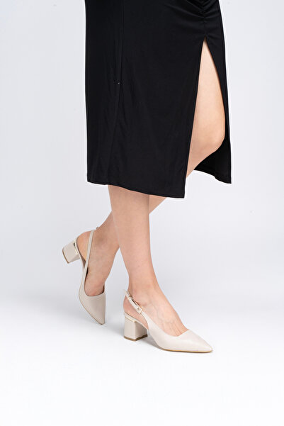 HCO Arka Açık Taşlı Tokalı Kalın Topuklu 7 Santim Sivri Kadın Ayakkabı