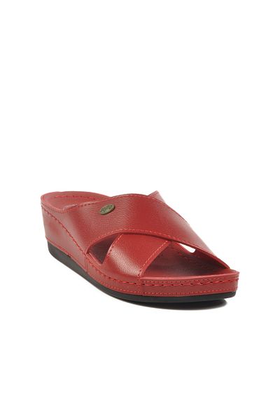 AYK'S Red Lightweight Women's Slippers 15.032 Z