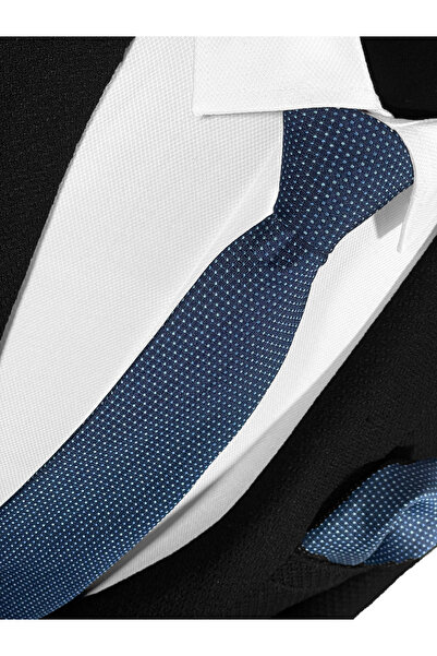 BLC Basic Line Co. Комплект от микрофибърна вратовръзка и кърпичка на точки в бяло и синьо на тъмносин фон - 7 см модерен крой