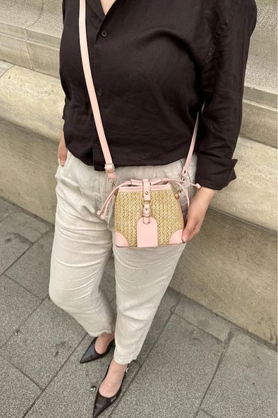 LEONAS Straw and Faux Leather Design Cross Women's Shoulder Bag Buch Pink
