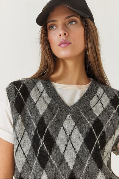 KURGAN TEKSTİL Women's Raised Diamond Patterned Knitwear Sweater