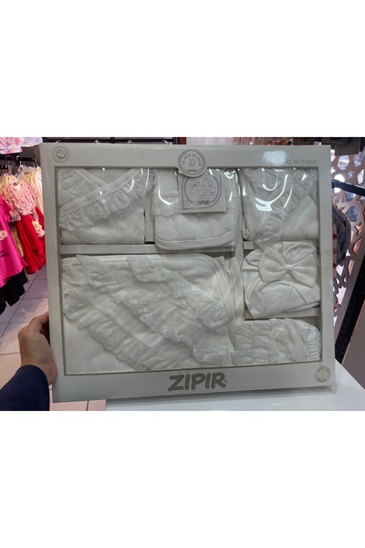 Zıpır Hastane Çıkışı