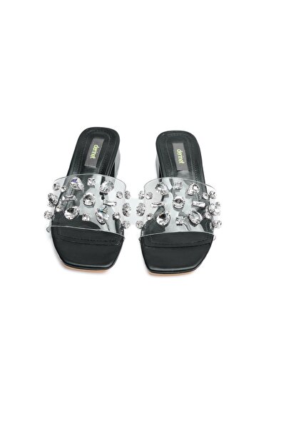 derinet Taşlı Şeffaf Bantlı Kadın Kısa Topuklu Terlik