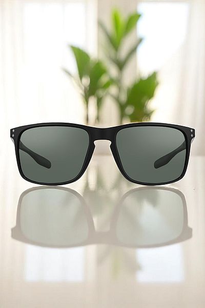Daniel Klein Original 100% Polarized Uv400 Protection Black Color Men Sunglasses Dkg6250C2