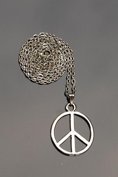 Rua Jewelry Peace Sign Symbol Peace Necklace - Silver Color Classic with Chain