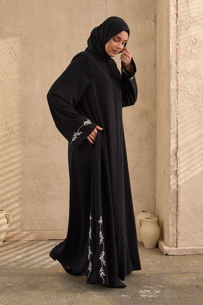 arga prive Ειδικής σχεδίασης Κεντημένη Φεράζα σε Μπλε Ναυτικό