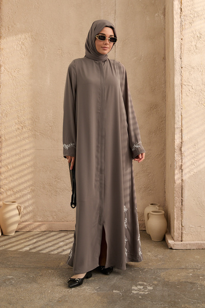 arga prive Ειδική σχεδίαση Κεντημένη Φεράζα