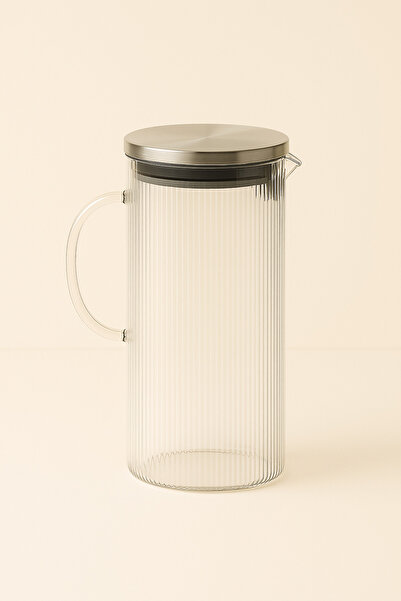 Wook Home Kiki Cam Sürahi – Metal Kapaklı, 1500 ml – Şık Tırtıklı Tasarım