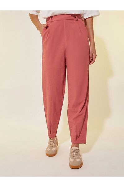 Styli Solid Pleated Loose Fit Pants with Belt Loops
